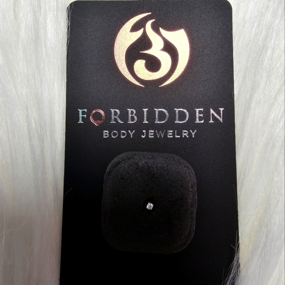 Forbidden‎ Body Jewelry Silver Stud Nose Piercing